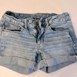 Shorts America eagle size 6